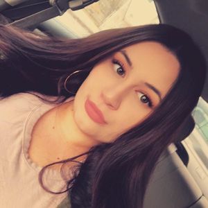 Meet your Posher, Jasmine